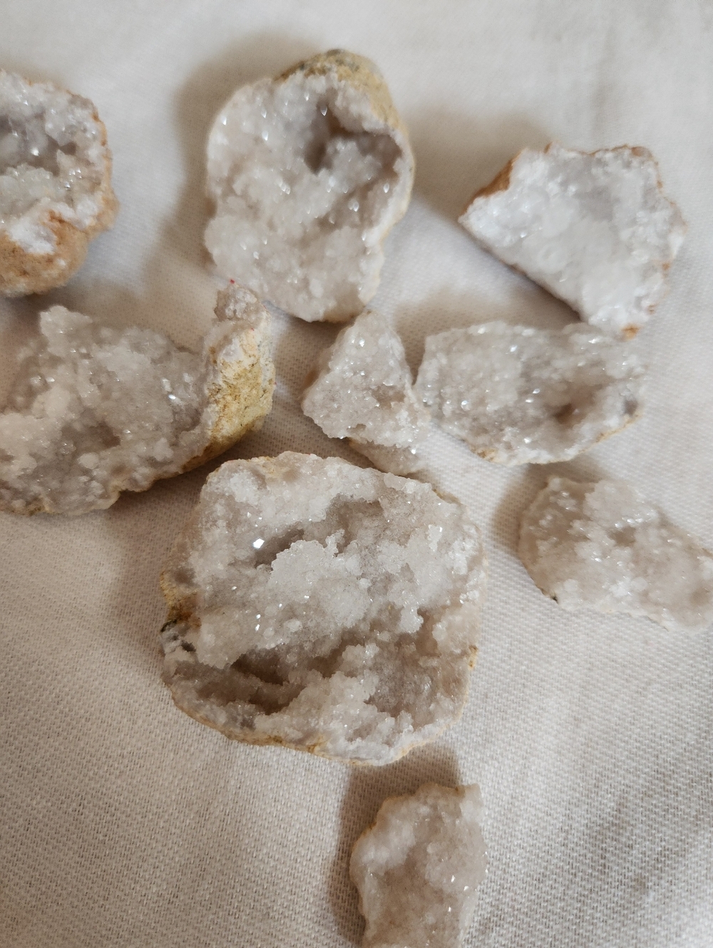 Natural Quartz Geode Crystal Lot Raw Druzy Cluster Pieces Healing Decor